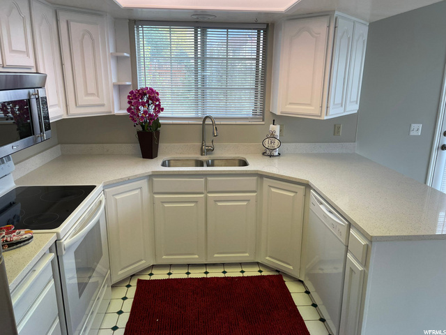 3258 N 2175 E, Layton, UT 84040 — photo 9