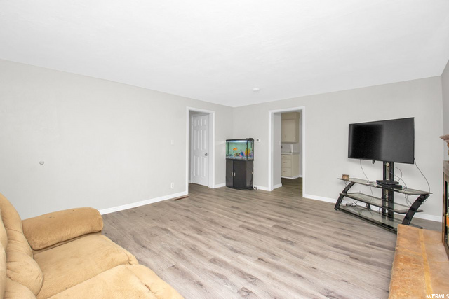 218 W 650 N, Clearfield, UT 84015 — photo 5