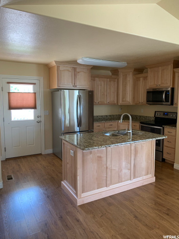 843 S 400 E, Brigham City, UT 84302 — photo 8