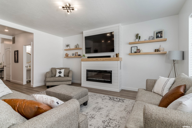 937 E Mecham Ave, Layton, UT 84041 — photo 5