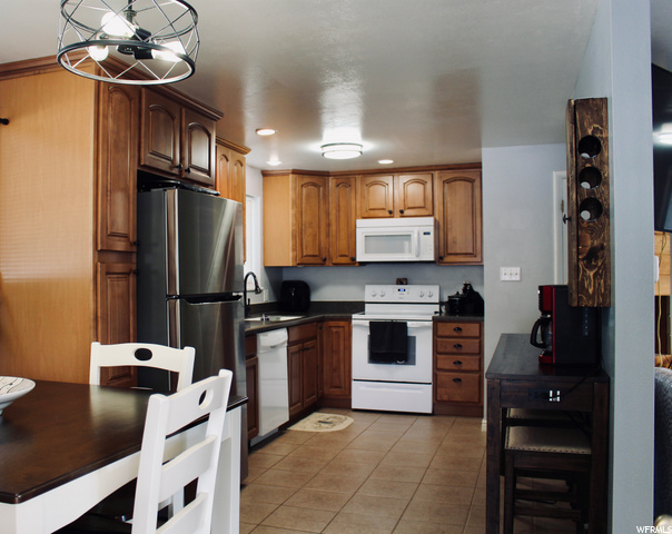 391 E 400 N, Nephi, UT 84648 — photo 5
