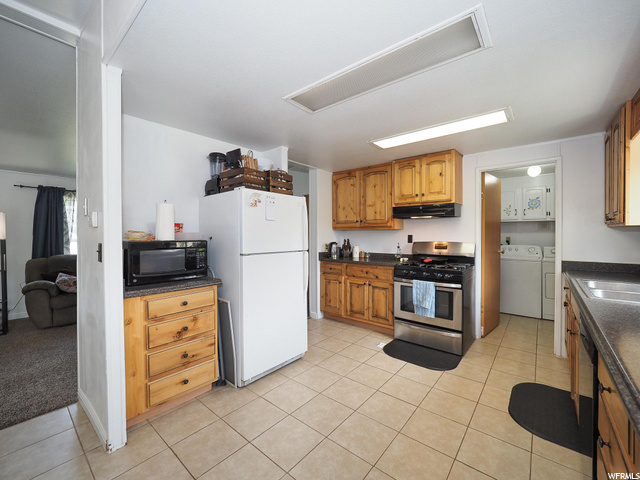 215 S 300 E, Salem, UT 84653 — photo 12