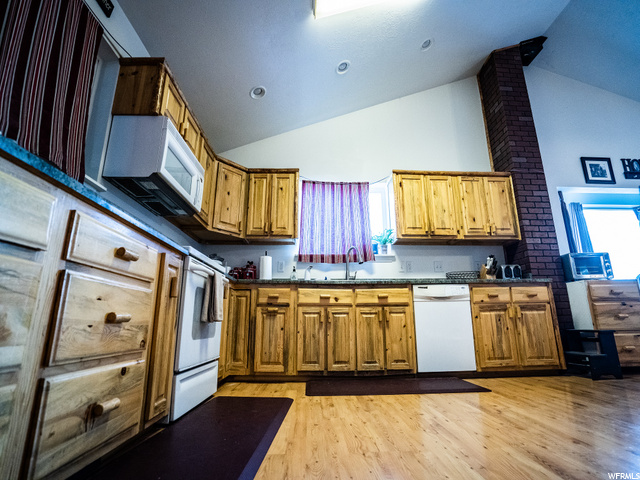 8790 N 11600 W, Thatcher, UT 84337 — photo 10
