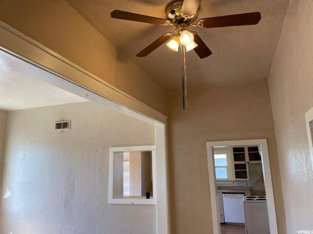 697 N 200 W, Nephi, UT 84648 — photo 5