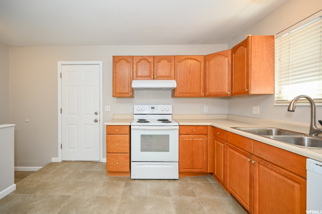 916 E 8475 S #2, Sandy, UT 84094 — photo 8