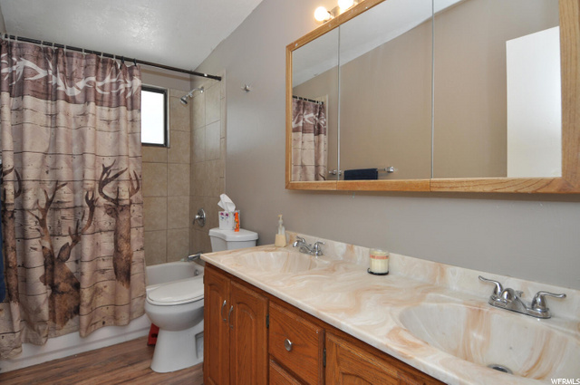 Main Floor Bathroom