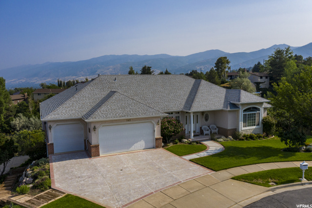 140 Coronation Cir, Bountiful, UT 84010 — photo 2