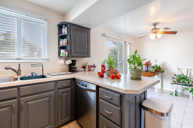5380 S 2800 W, Roy, UT 84067 — photo 7