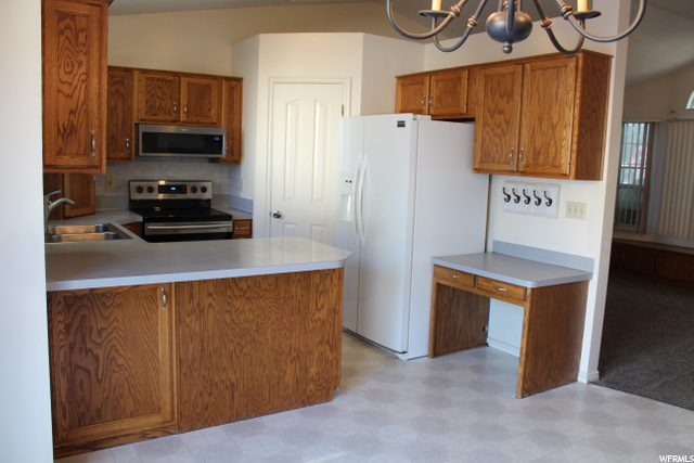 2152 N 1075 E, Layton, UT 84040 — photo 11