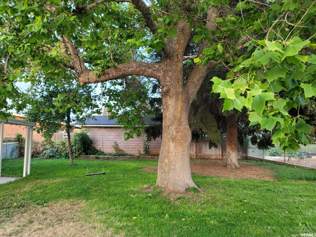307 W 1600 N, Sunset, UT 84015 — photo 7