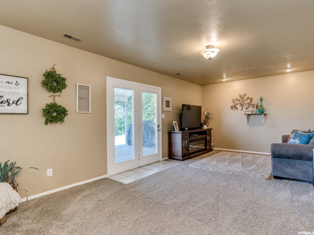 1889 Sunset Dr, Layton, UT 84040 — photo 10