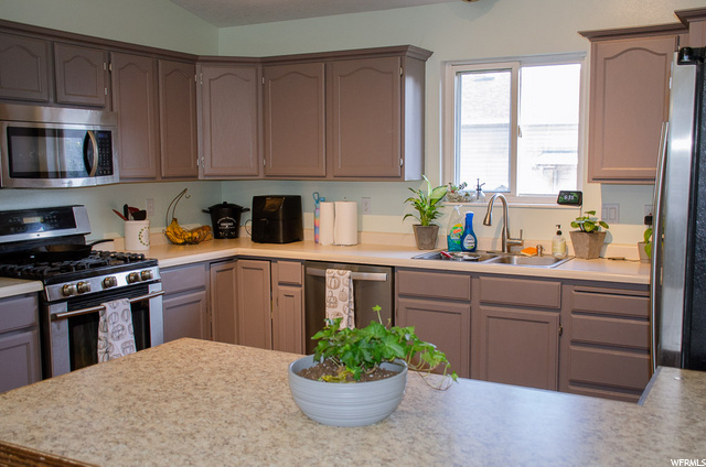 976 Knowles Ln, Logan, UT 84321 — photo 9