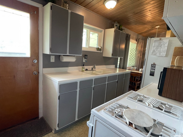 925 E Rancho Blvd, Ogden, UT 84404 — photo 12