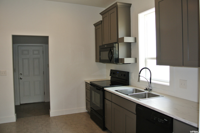 446 E 30th St S, Ogden, UT 84401 — photo 7