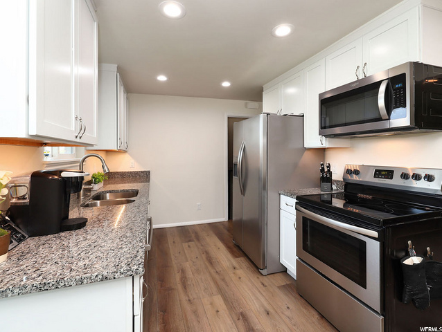 396 E 8260 S, Sandy, UT 84070 — photo 8