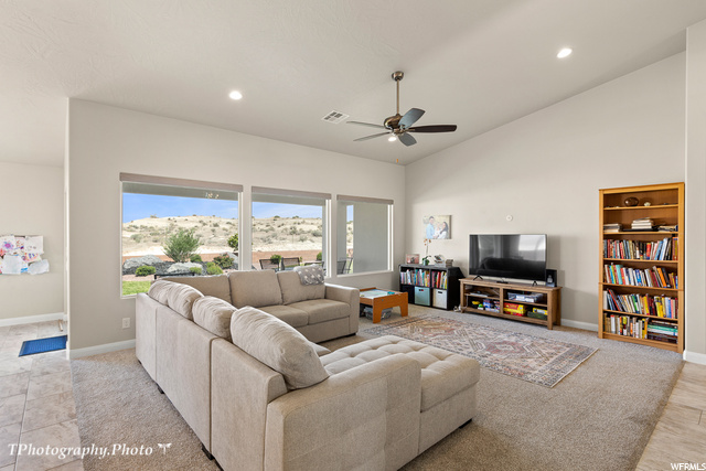 1613 E Wolf Hole Dr, St. George, UT 84790 — photo 5