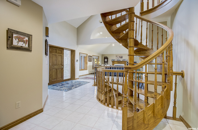 5155 Ridgedale Dr, Ogden, UT 84403 — photo 7
