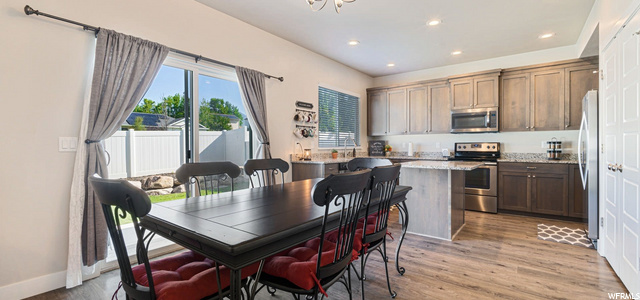 1375 E Primrose Ln, Layton, UT 84040 — photo 9