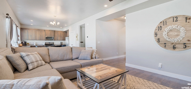 1375 E Primrose Ln, Layton, UT 84040 — photo 8