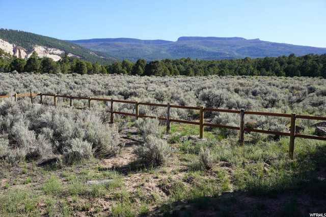 1002 S 810 East St E, Grover, UT 84773 — photo 8