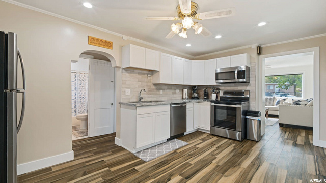 1024 W 2300 N, Clinton, UT 84015 — photo 2