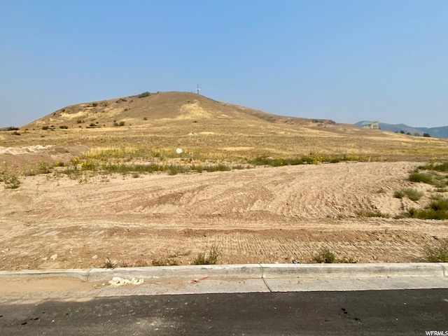 644 N High View Dr E #120, Hyde Park, UT 84318 — photo 2