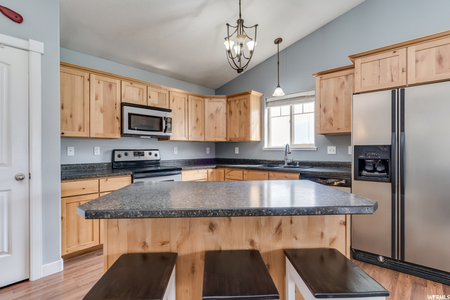 858 W 300 N, Hyrum, UT 84319 — photo 8