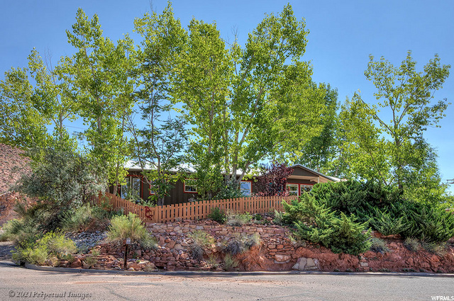 840 Locust Ln, Moab, UT 84532 — photo 10
