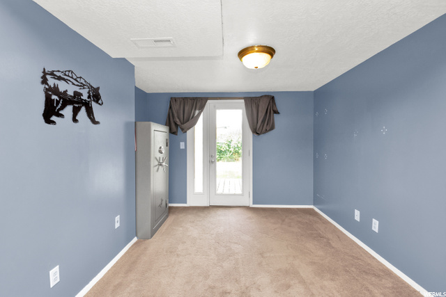 5651 S 3050 W, Roy, UT 84067 — photo 10