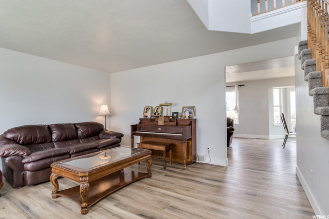 1056 E 3350 N, Layton, UT 84040 — photo 2
