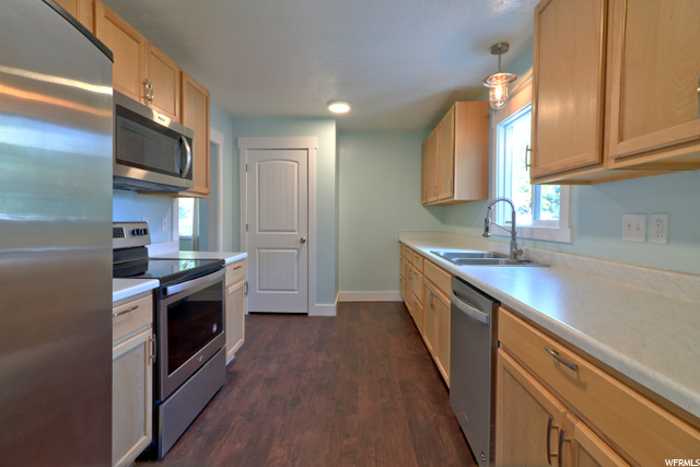 206 S 2nd E, Preston, ID 83263 — photo 6