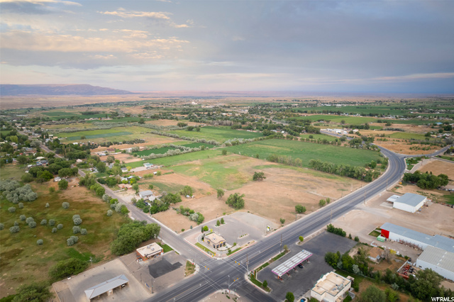 2539 S 1500 E, Vernal, UT 84078 — photo 2