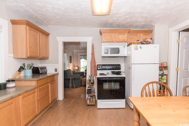 186 E 300 S, Logan, UT 84321 — photo 6