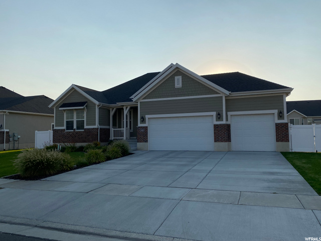 2412 N Stanley Crane Dr, Clinton, UT 84015 — photo 3