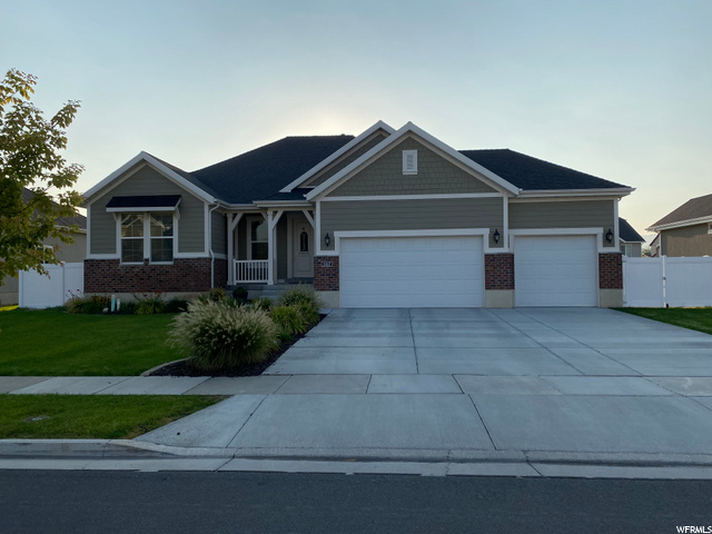 2412 N Stanley Crane Dr, Clinton, UT 84015 — photo 2