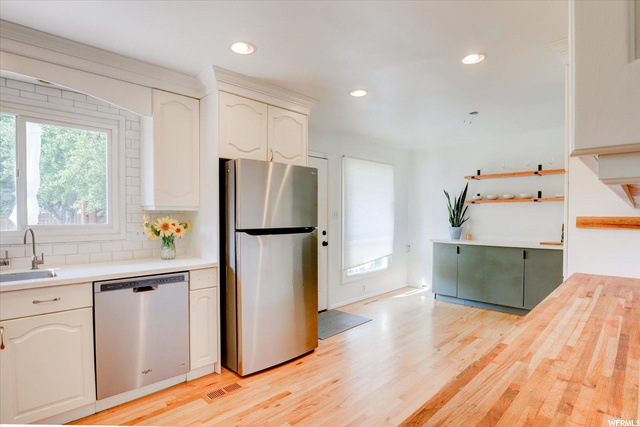 1096 E 5730 S, Murray, UT 84121 — photo 5