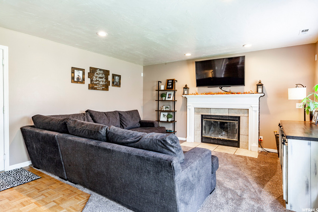 11257 S Wolf Point Cir E, Sandy, UT 84070 — photo 8