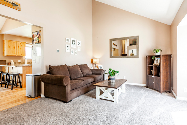 11257 S Wolf Point Cir E, Sandy, UT 84070 — photo 3
