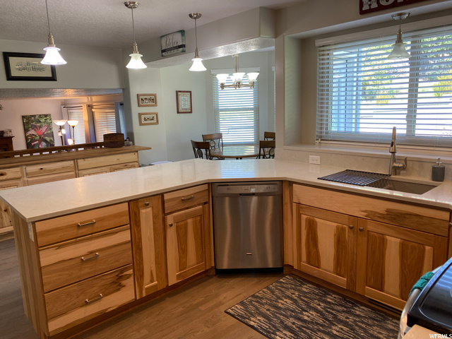 1530 N Cherry Ln, Centerville, UT 84014 — photo 5