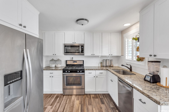 481 S Carol Dr, Layton, UT 84041 — photo 5