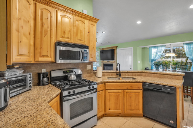 450 E 50 N, Moroni, UT 84646 — photo 9