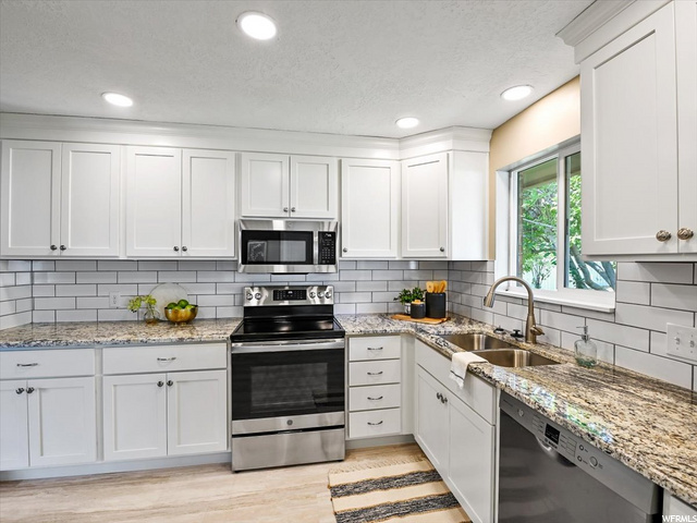 924 E 2825 N, North Ogden, UT 84414 — photo 6