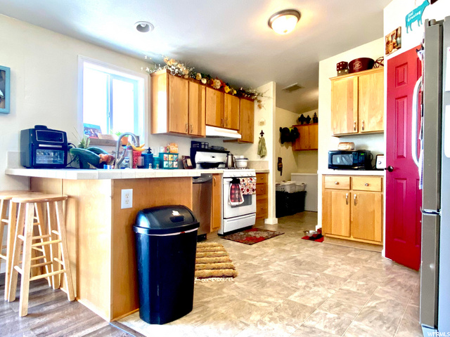 7773 E 10500 N, Tridell, UT 84076 — photo 11