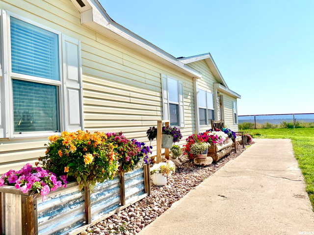 7773 E 10500 N, Tridell, UT 84076 — photo 2