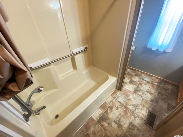 3860 Midland Dr #A40, Roy, UT 84067 — photo 10