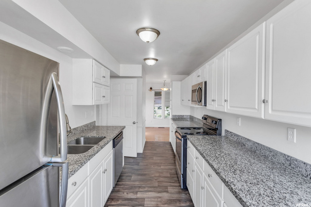 5555 S 2300 W, Roy, UT 84067 — photo 8