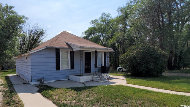 380 E Main St, Wellington, UT 84542 — photo 2