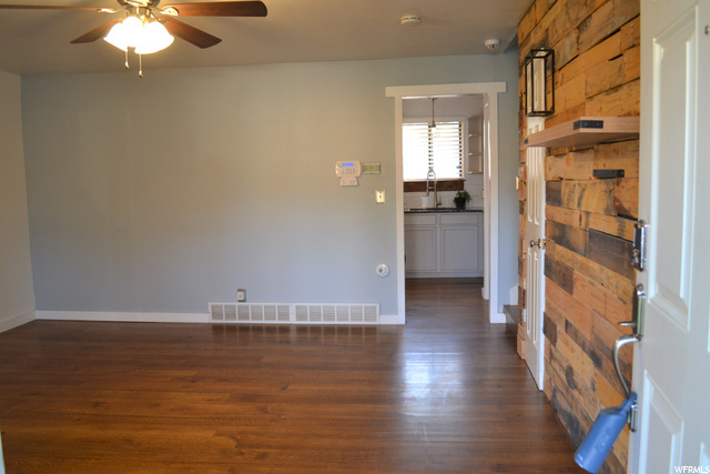 433 Fern Dr, Clearfield, UT 84015 — photo 8