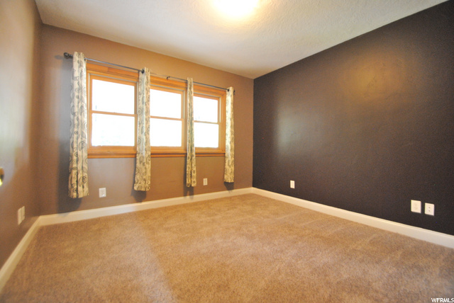 296 S 400 E, Logan, UT 84321 — photo 7