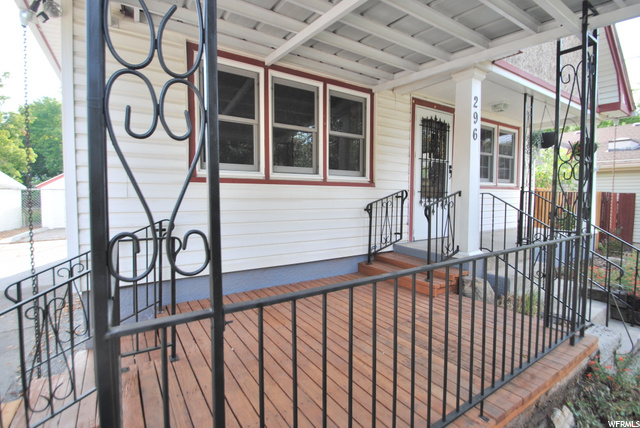 296 S 400 E, Logan, UT 84321 — photo 2